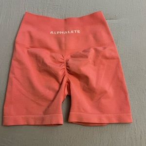 Alphalete amplify shorts 4.5 inch